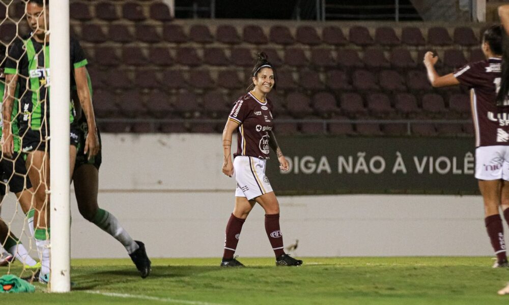 ferroviaria-vence-para-assumir-vice-lideranca-do-brasileiro-feminino