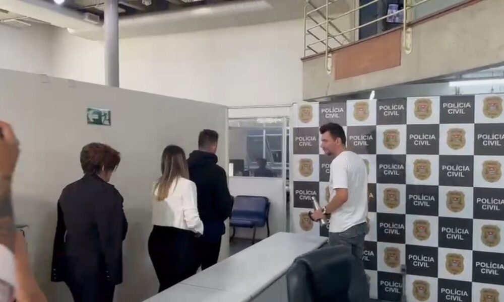 motorista-que-atropelou-mulher-durante-racha-na-grande-sp-se-entrega-a-policia