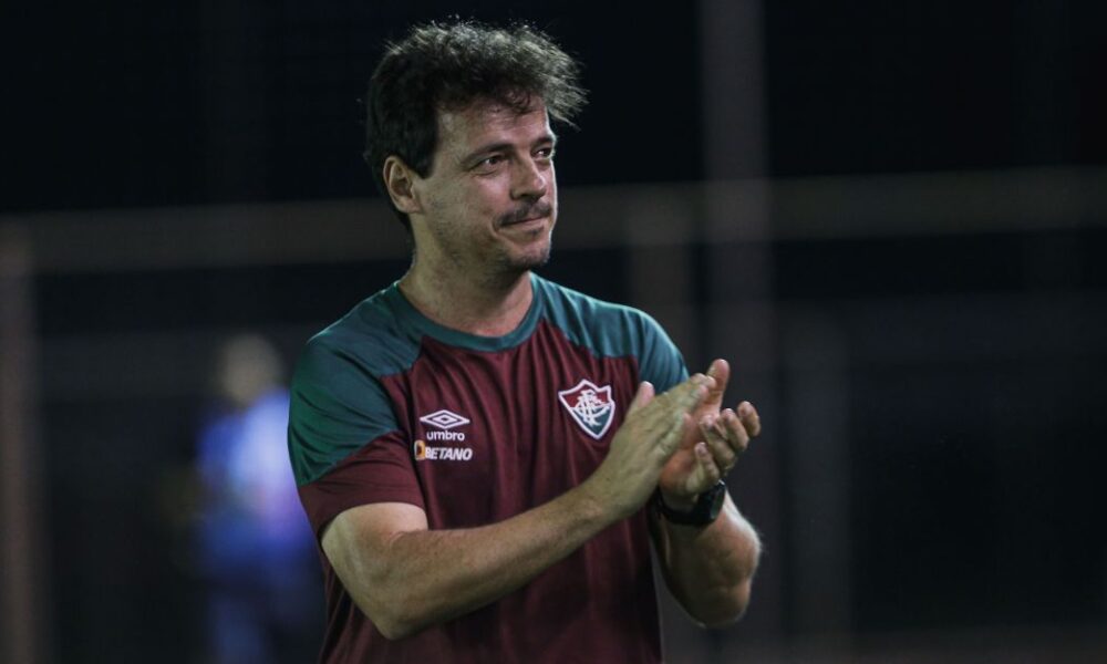fernando-diniz-renova-com-o-fluminense-ate-o-final-de-2025
