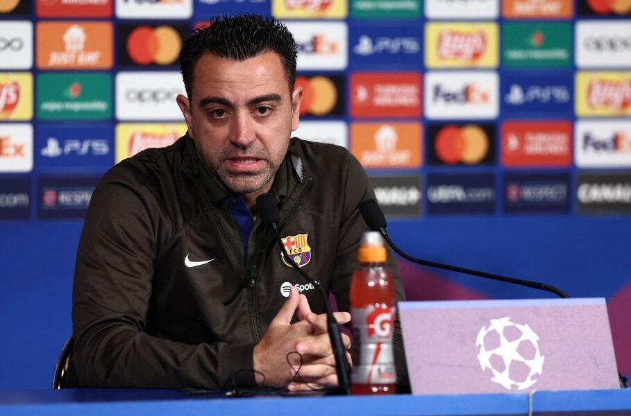 xavi-dispara-apos-demissao-no-barcelona:-“nao-e-facil-deixar-o-clube-da-vida”
