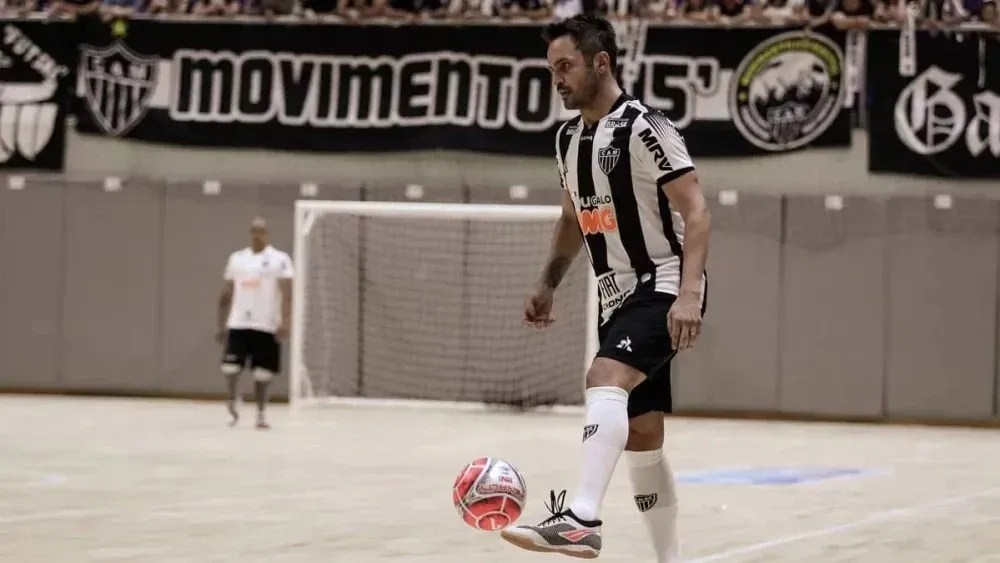 idolo-do-futsal,-falcao-faz-pedido-ao-atletico-mg-em-publicacao-do-clube